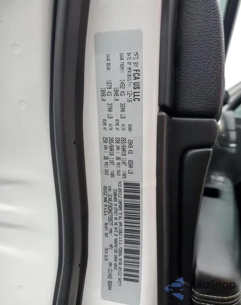 2017 Jeep Grand Cherokee Limited z USA, uszkodzony, nr VIN 1C4RJFBG9HC733577